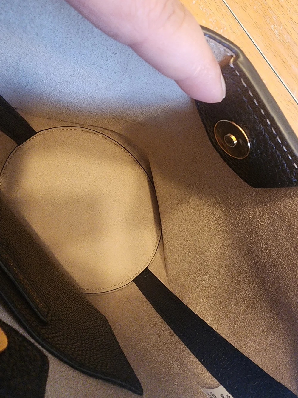 Tory Burch Black Pebbled Leather Bucket Shoulder Bag with Gold Logo